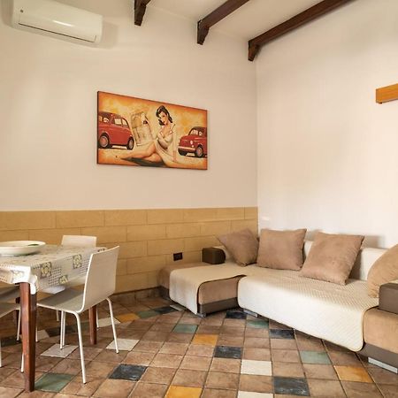 Ferienwohnung La Casa Di Luca - By Host4U Pulsano Exterior foto